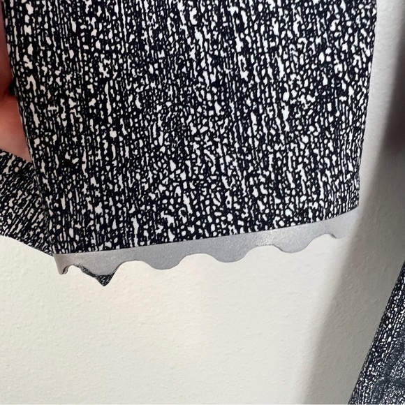 Lululemon Tight Stuff Tight II 25” - Picture 5 of 6